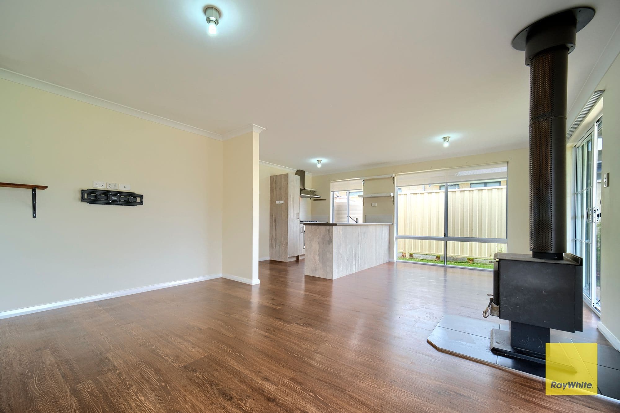 84 Radiata Drive, McKail WA 6330, McKail - Thumbnail 2