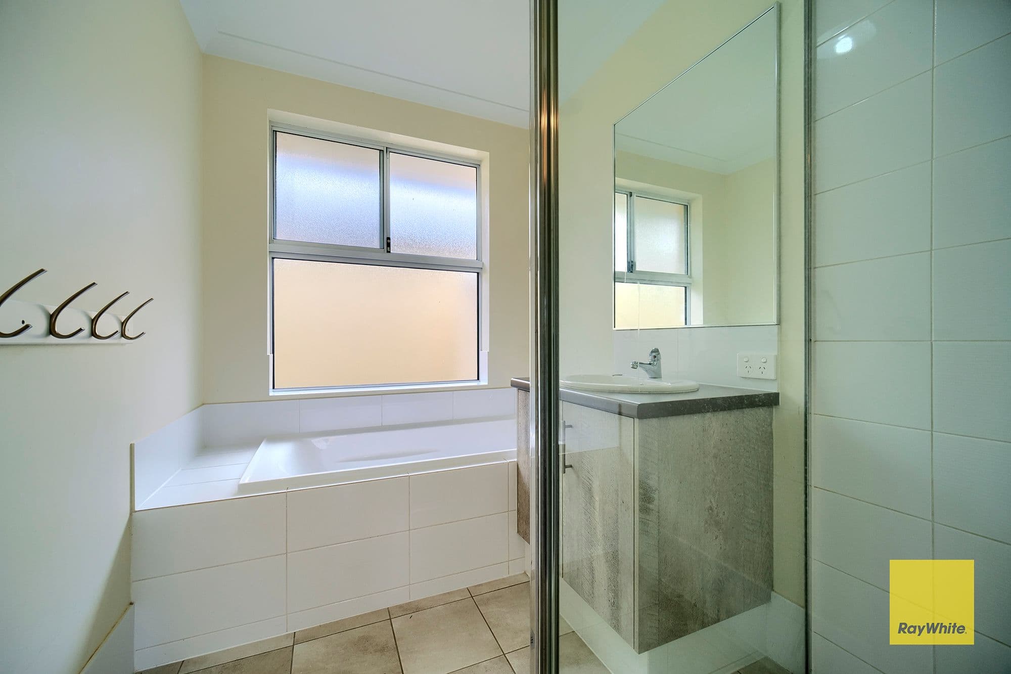 84 Radiata Drive, McKail WA 6330, McKail - Thumbnail 6