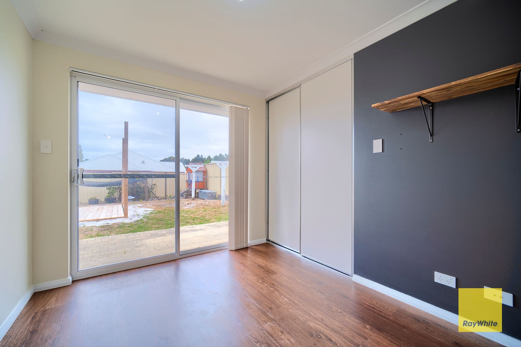 84 Radiata Drive, McKail WA 6330, McKail - Thumbnail 8