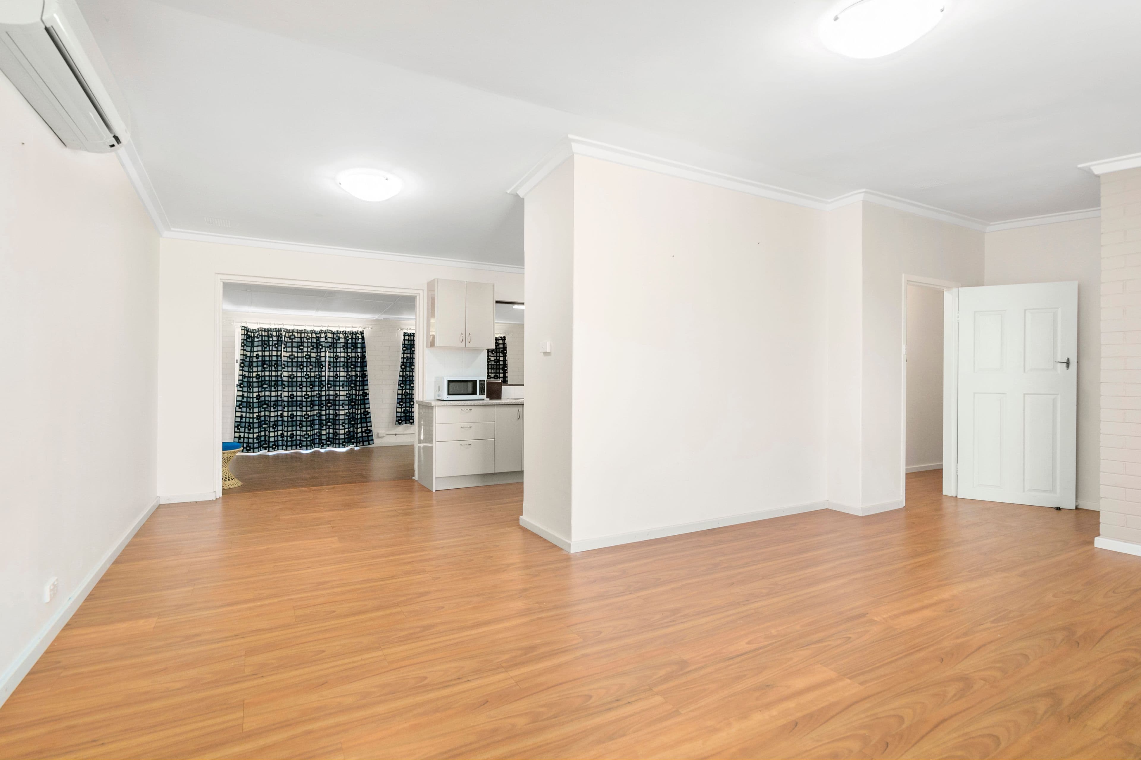 67 Dorothy Street, Geraldton WA 6530, Geraldton - Thumbnail 2