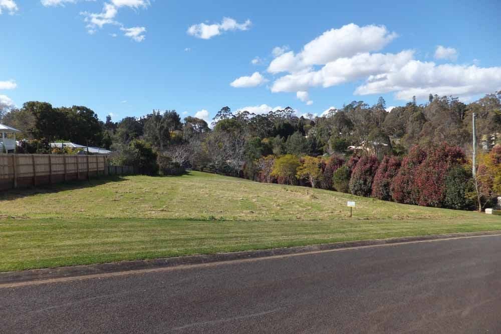5 Coolibah Court, MIDDLE RIDGE QLD 4350, Middle Ridge - Thumbnail 2