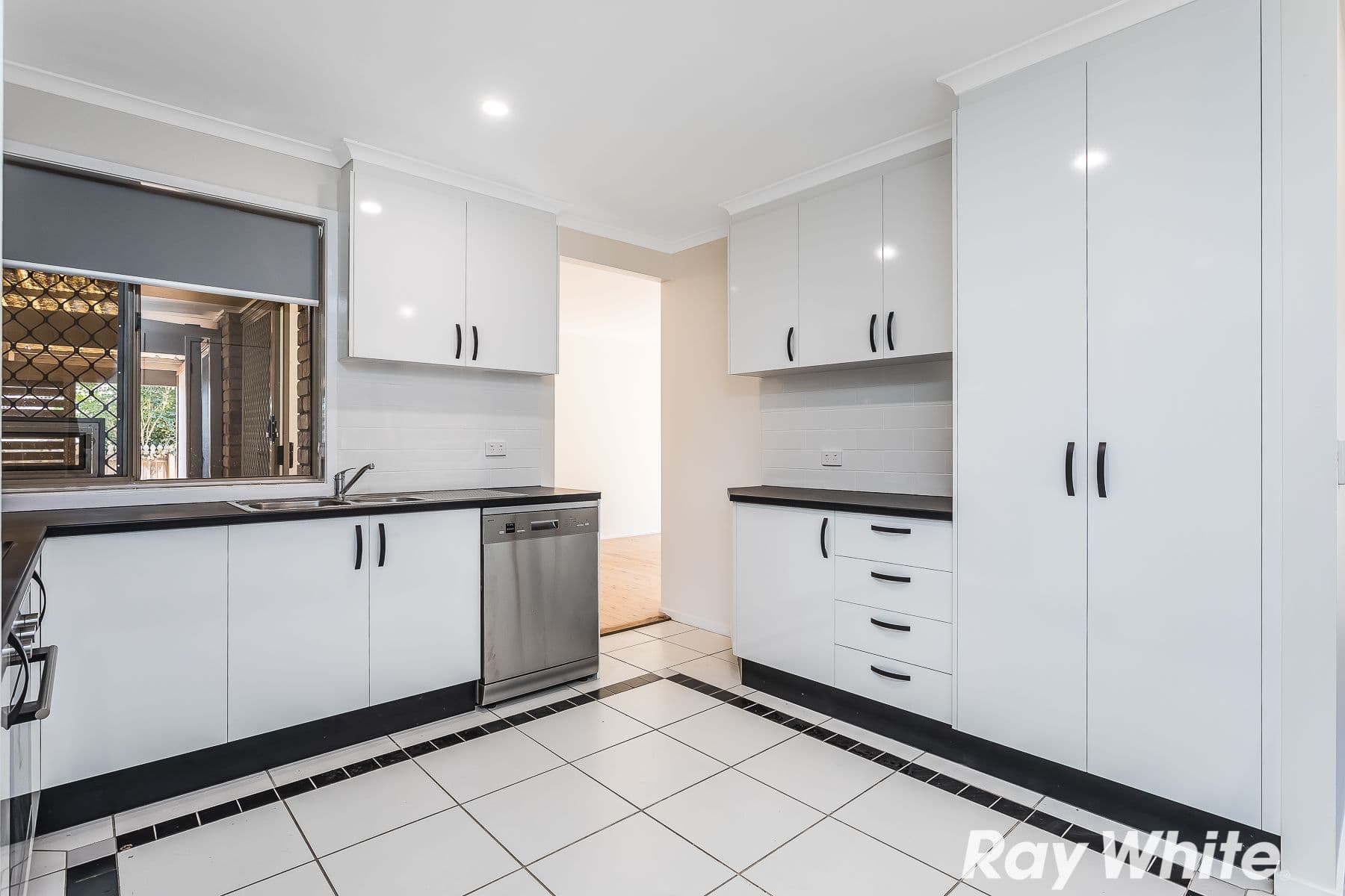 26 Claremont Drive, Murrumba Downs QLD 4503, Murrumba Downs - Thumbnail 6