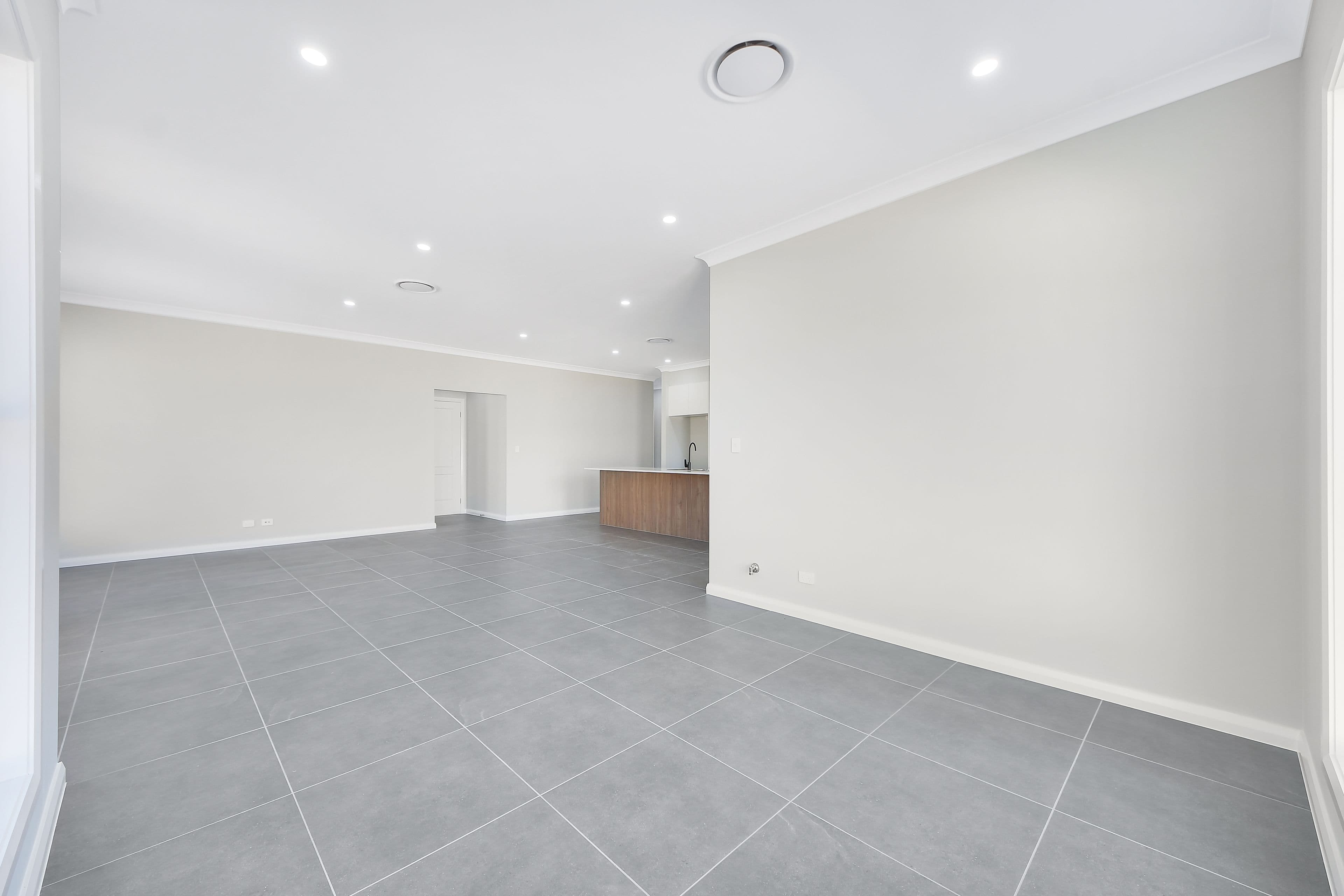 34 Thirlmere Way, Tahmoor - Thumbnail 3