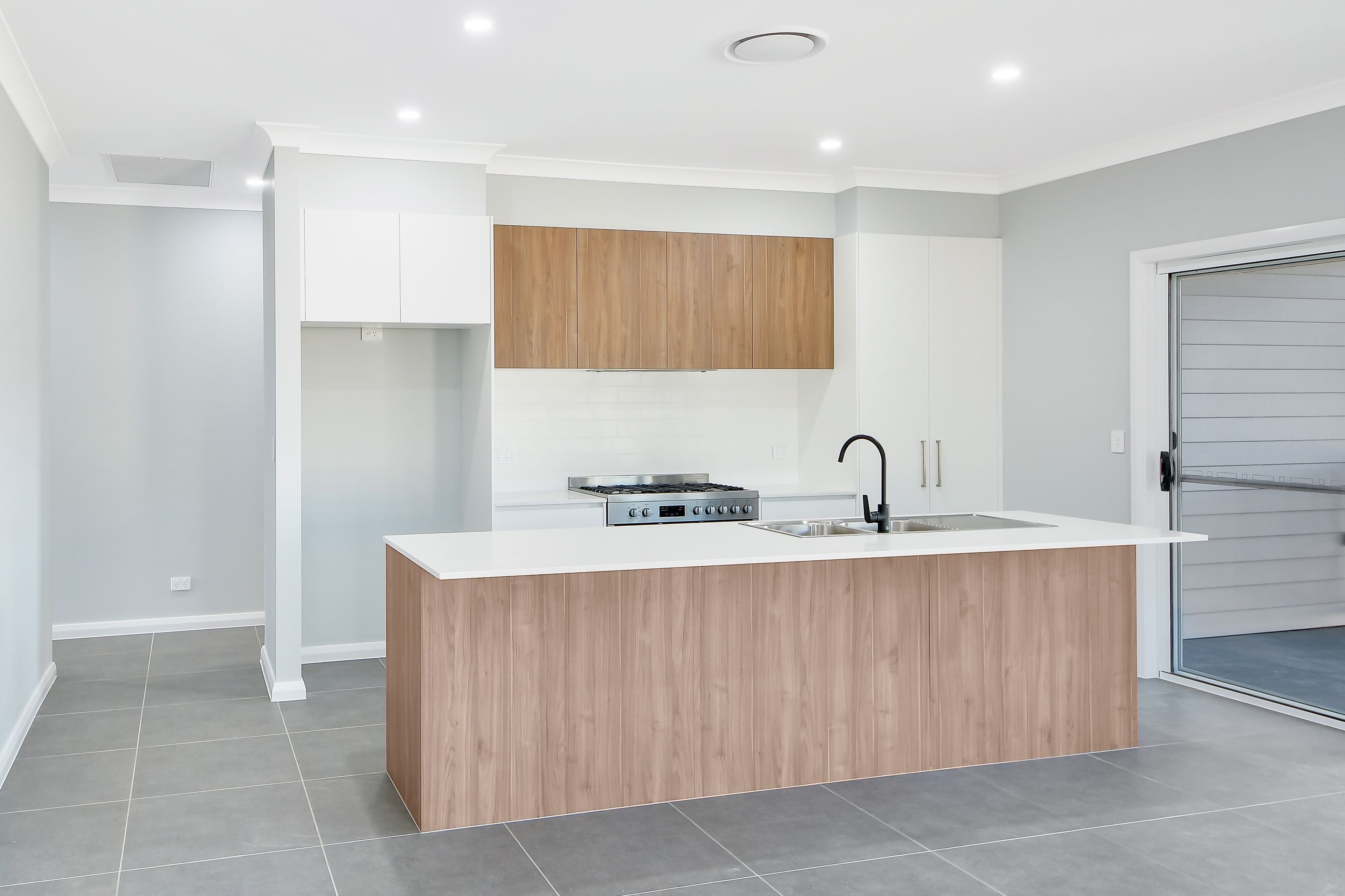 34 Thirlmere Way, Tahmoor - Thumbnail 5