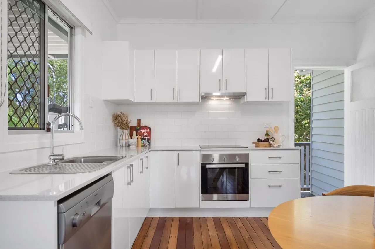 143 Edmondstone Street, Wilston QLD 4051, Wilston - Thumbnail 4