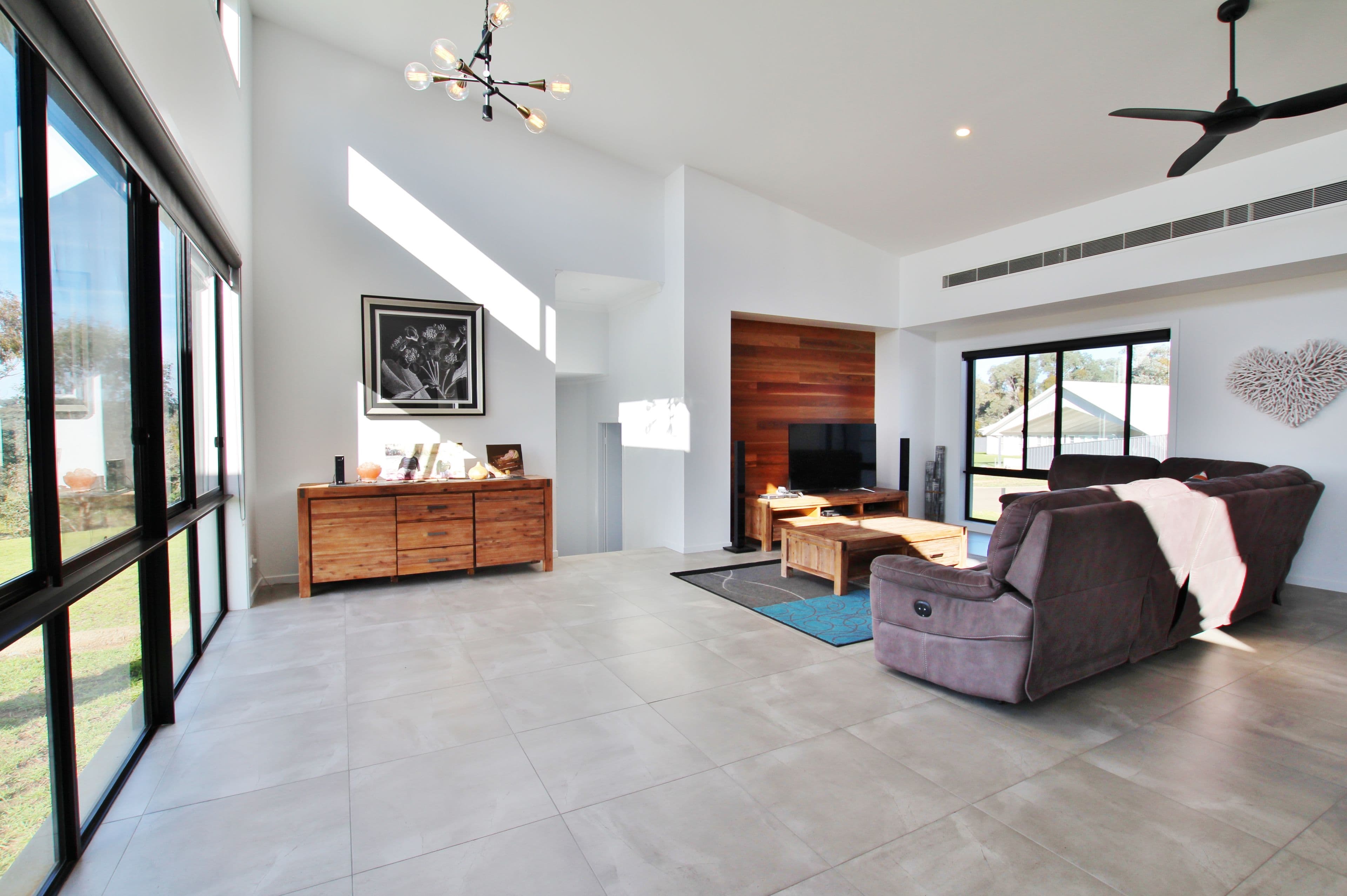 14 Matilda Place, Young - Thumbnail 8