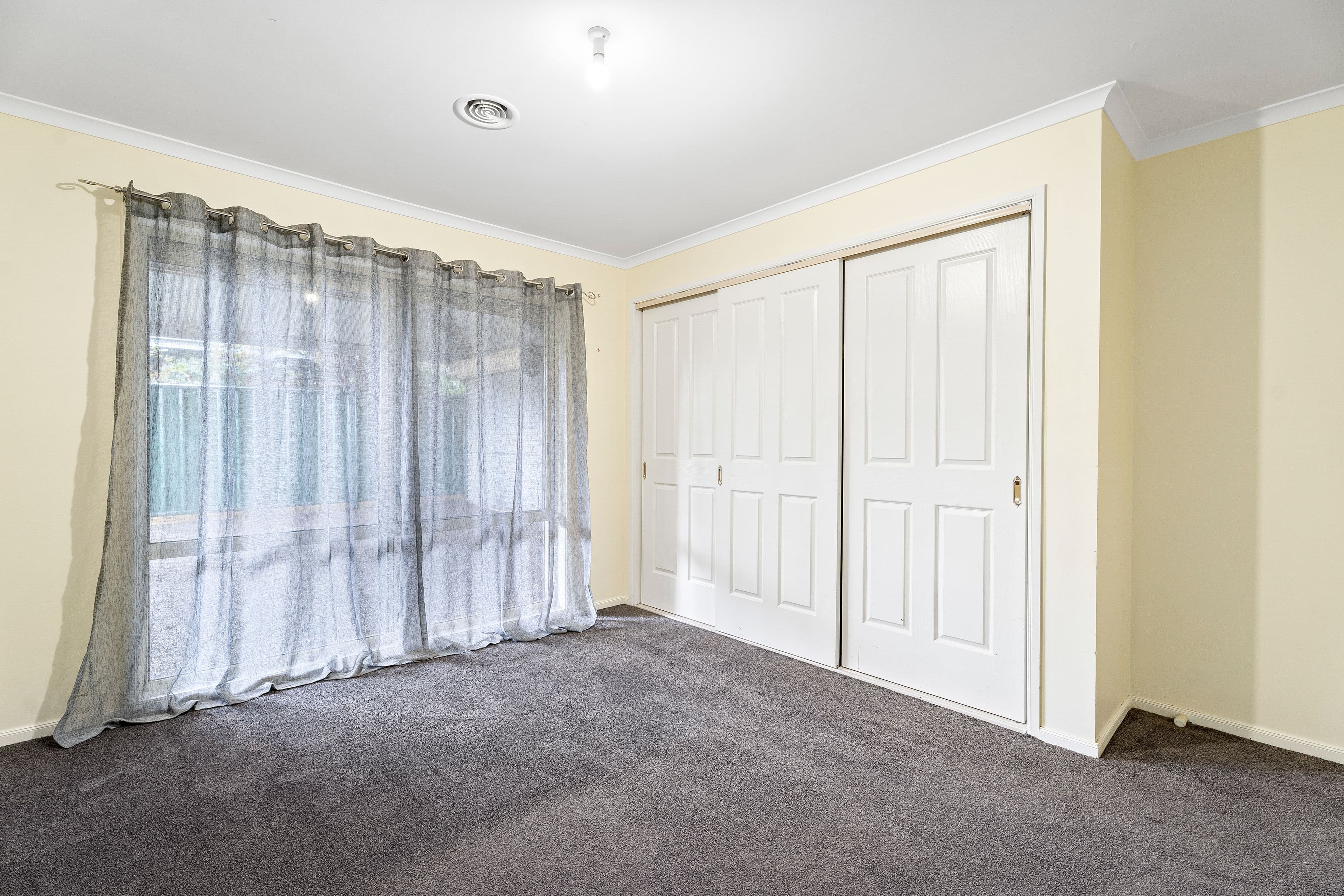 19 Barbara Street, Woodend VIC 3442, Woodend - Thumbnail 5