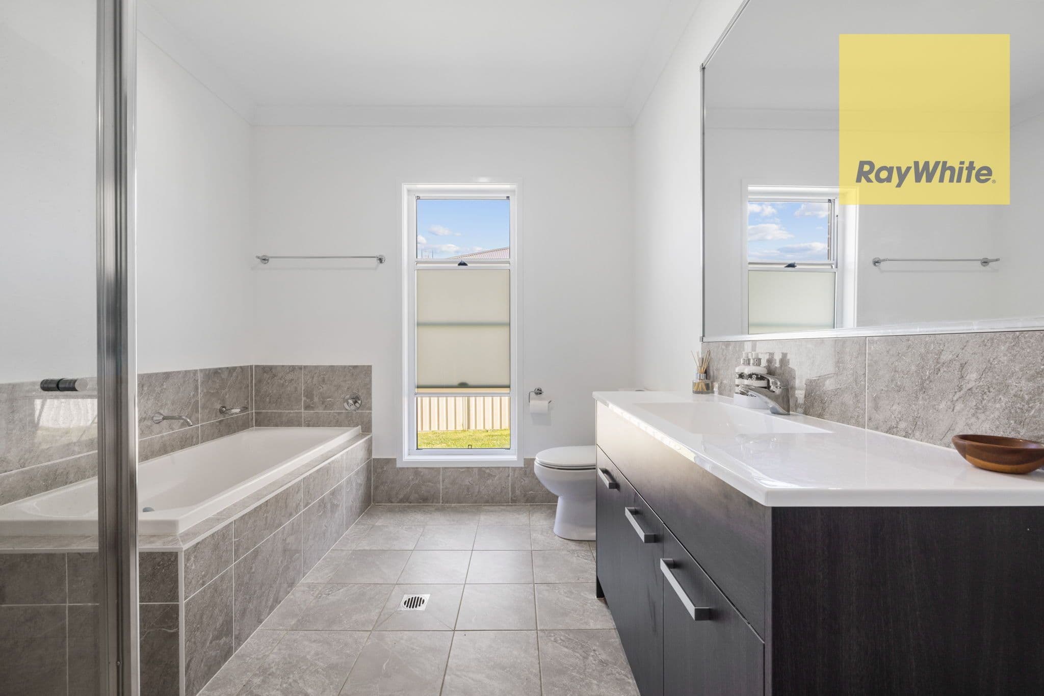 2 Quadrant Place, Goulburn NSW 2580, Goulburn - Thumbnail 6