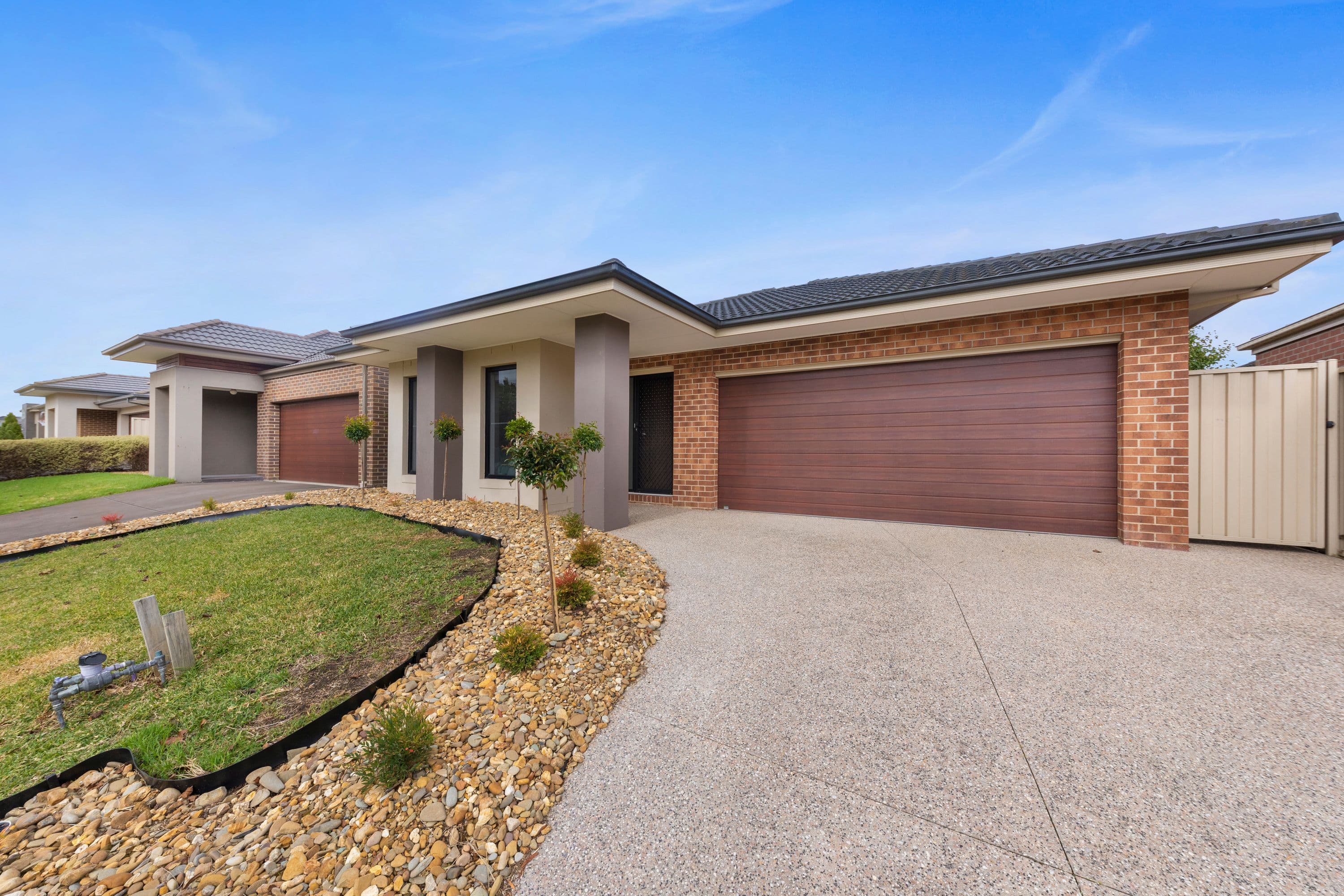22 Ashford Drive, Pakenham VIC 3810, Pakenham - Thumbnail 2
