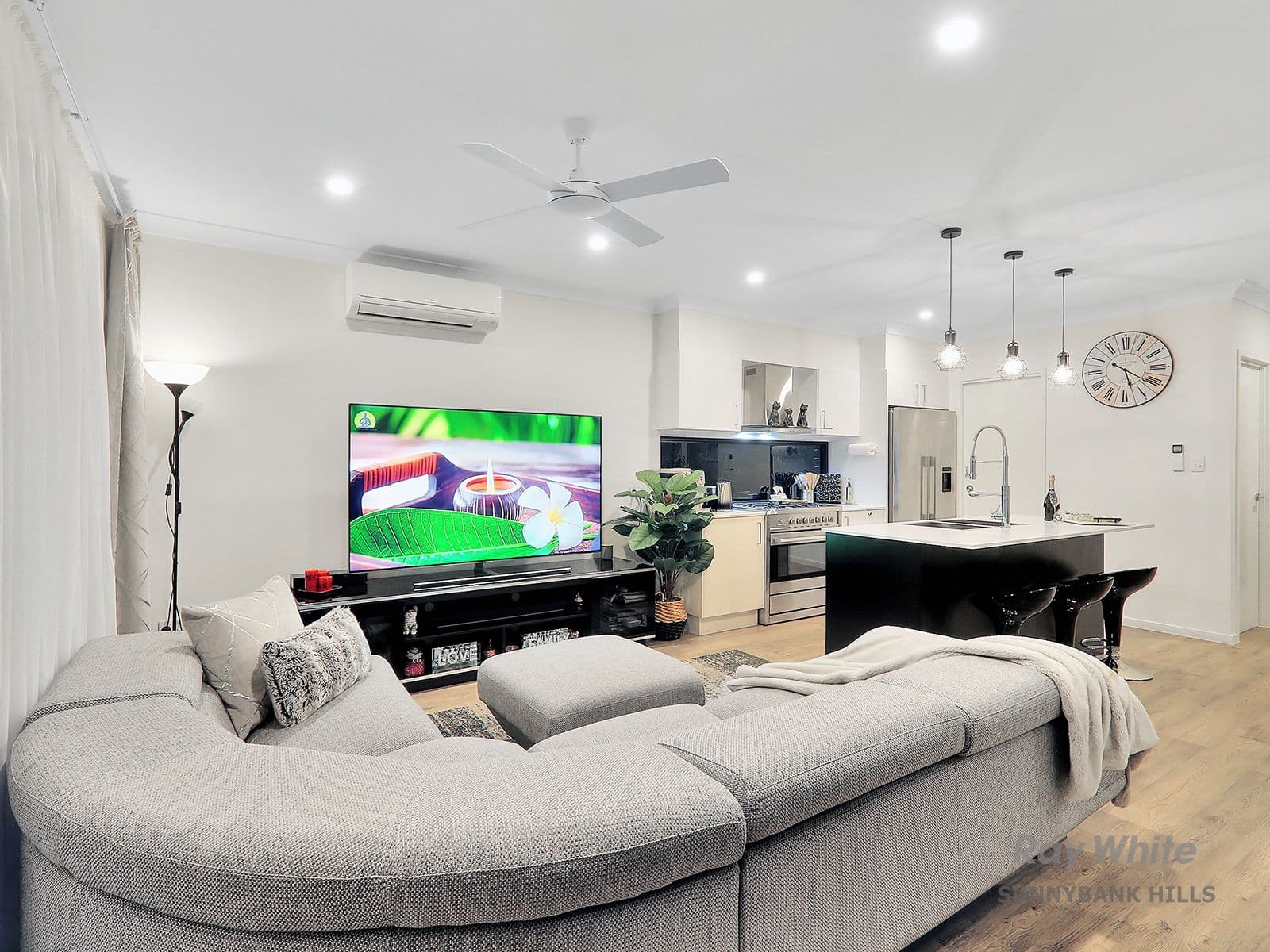 25 Vineyard Drive, Greenbank QLD 4124, Greenbank - Thumbnail 4