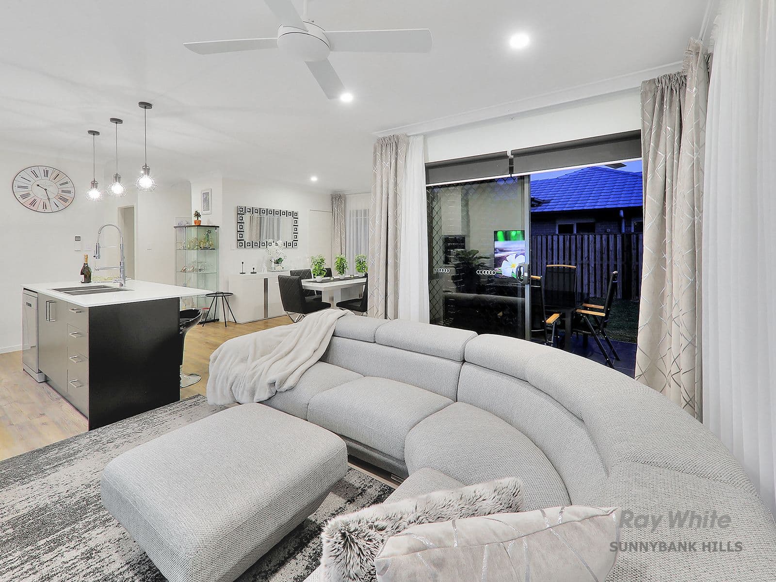 25 Vineyard Drive, Greenbank QLD 4124, Greenbank - Thumbnail 5