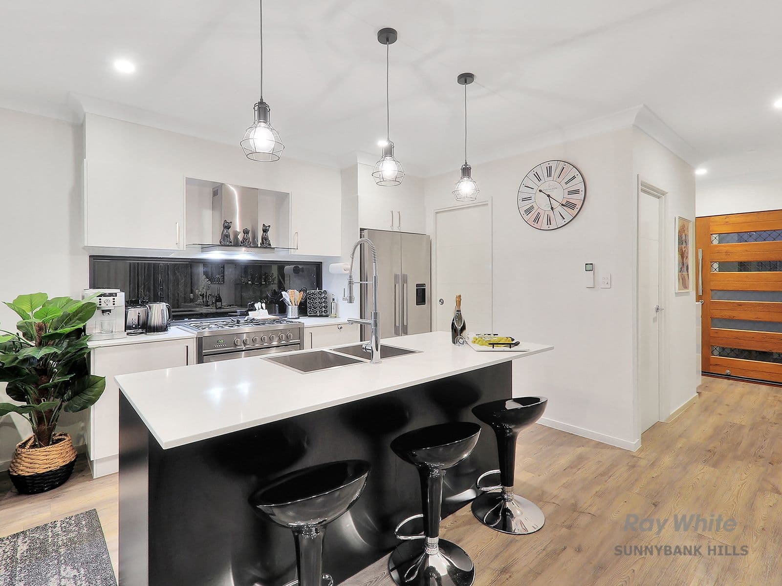 25 Vineyard Drive, Greenbank QLD 4124, Greenbank - Thumbnail 6