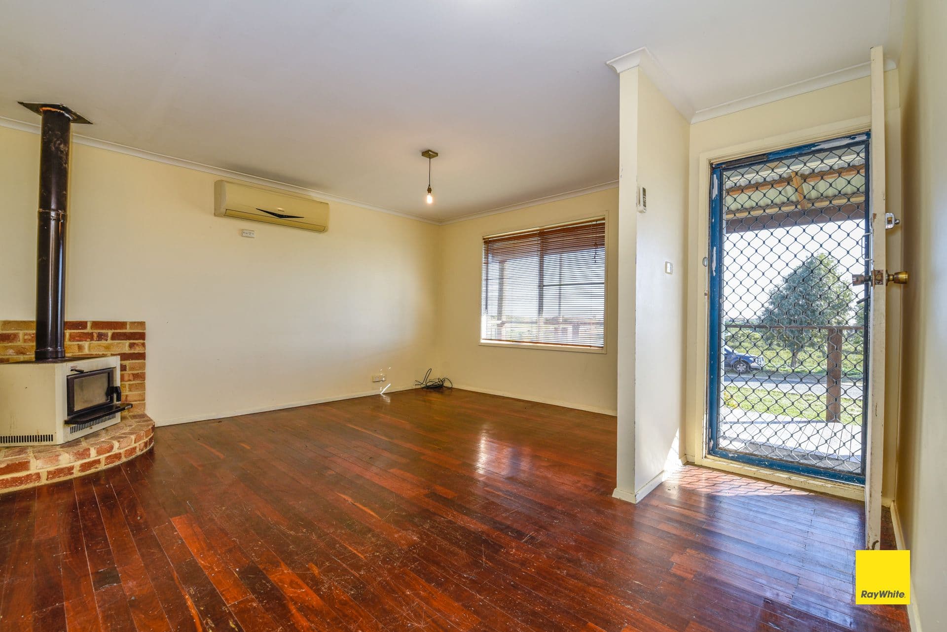 13 Jones Promenade, Seabird WA 6042, Seabird - Thumbnail 3