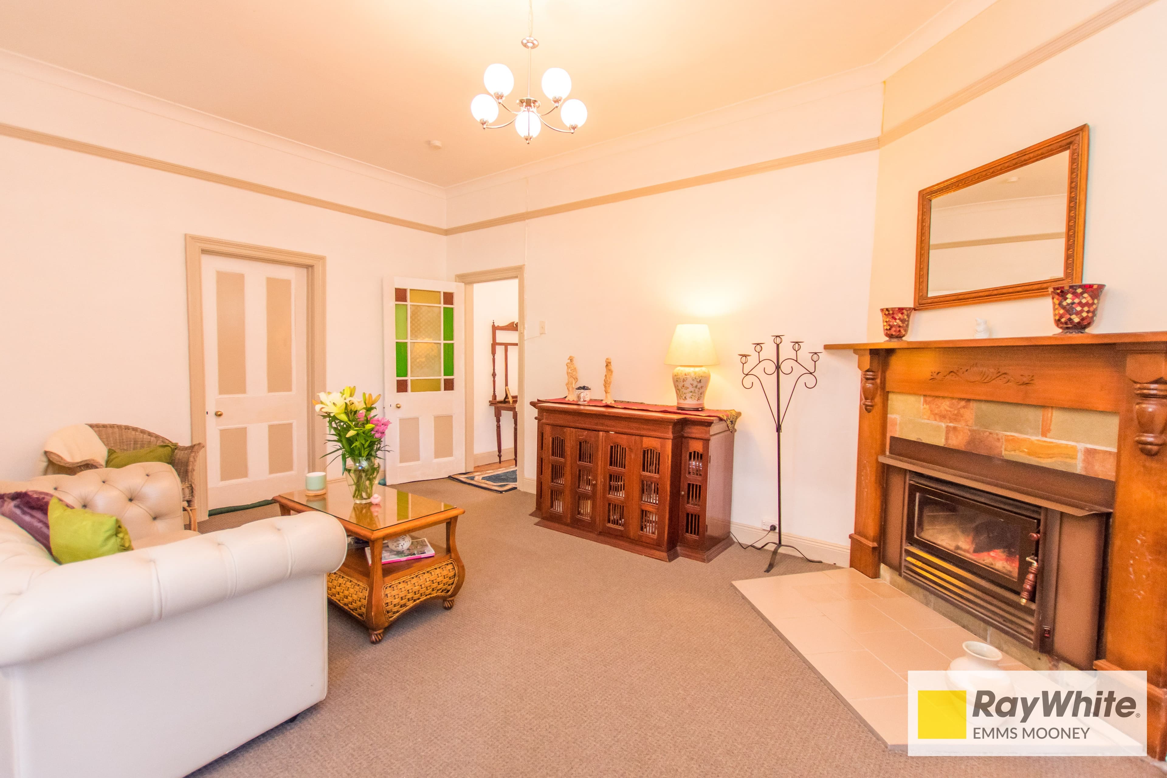 57 Vaux Street, Cowra - Thumbnail 2