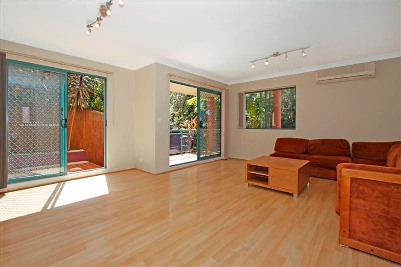 22 Merton Street, SUTHERLAND NSW 2232, Sutherland - Image 1
