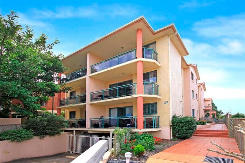 22 Merton Street, SUTHERLAND NSW 2232, Sutherland - Thumbnail 2