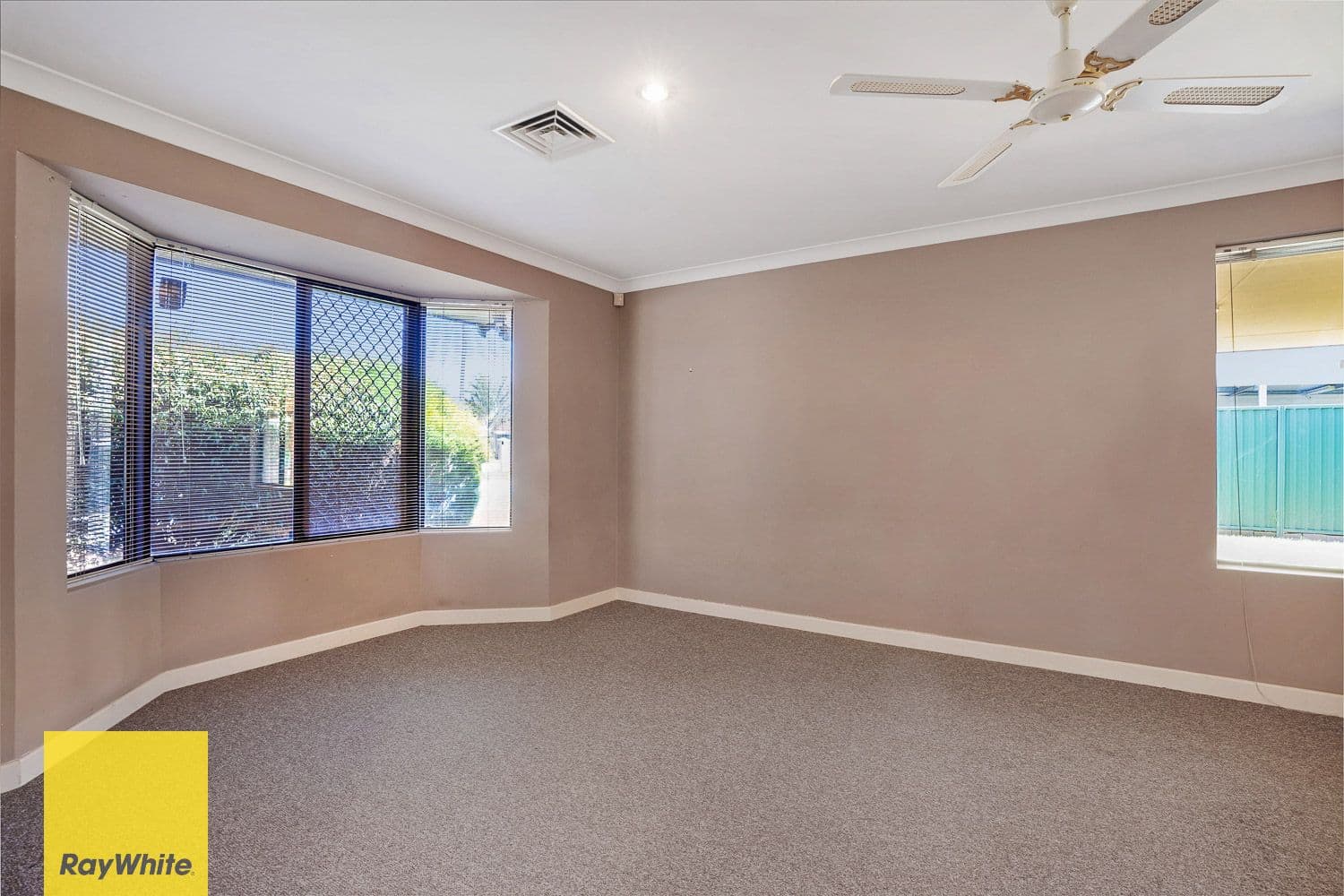 26 Parana Crescent, Beechboro WA 6063, Beechboro - Thumbnail 5