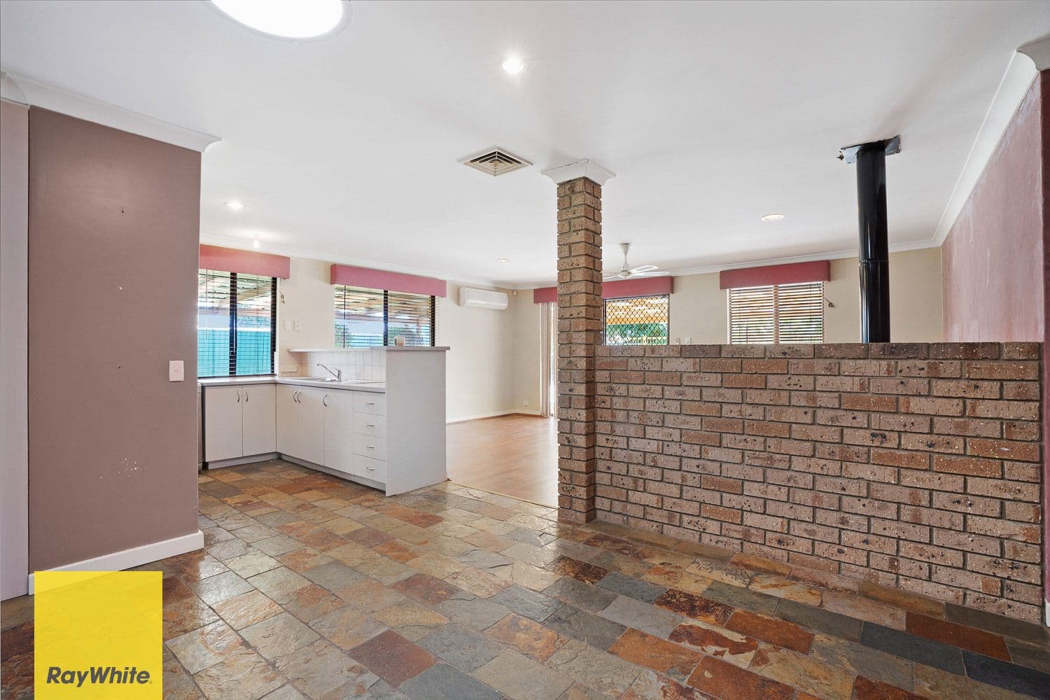 26 Parana Crescent, Beechboro WA 6063, Beechboro - Thumbnail 7