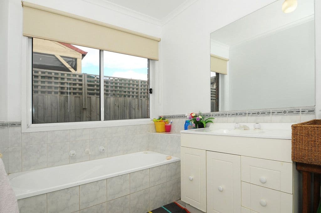 16 Victory Way, Carrum Downs VIC 3201, Carrum Downs - Thumbnail 4