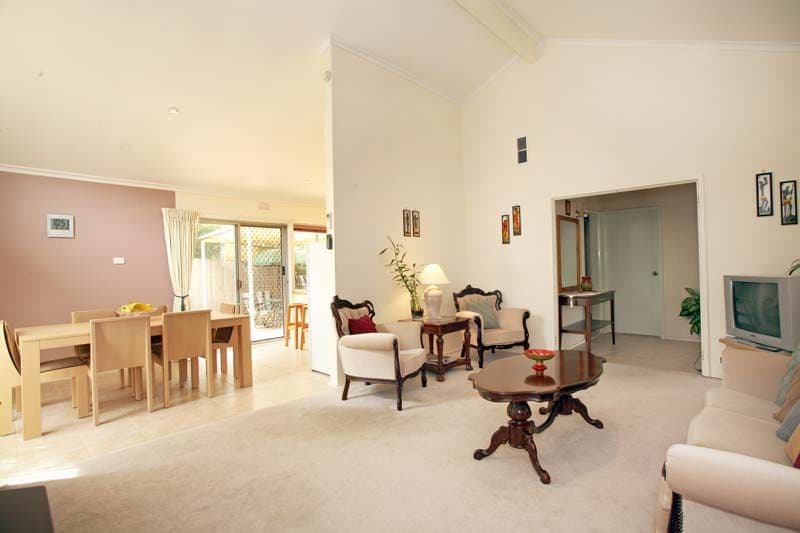 746  Ferntree Gully Road, WHEELERS HILL VIC 3150, Wheelers Hill - Thumbnail 2
