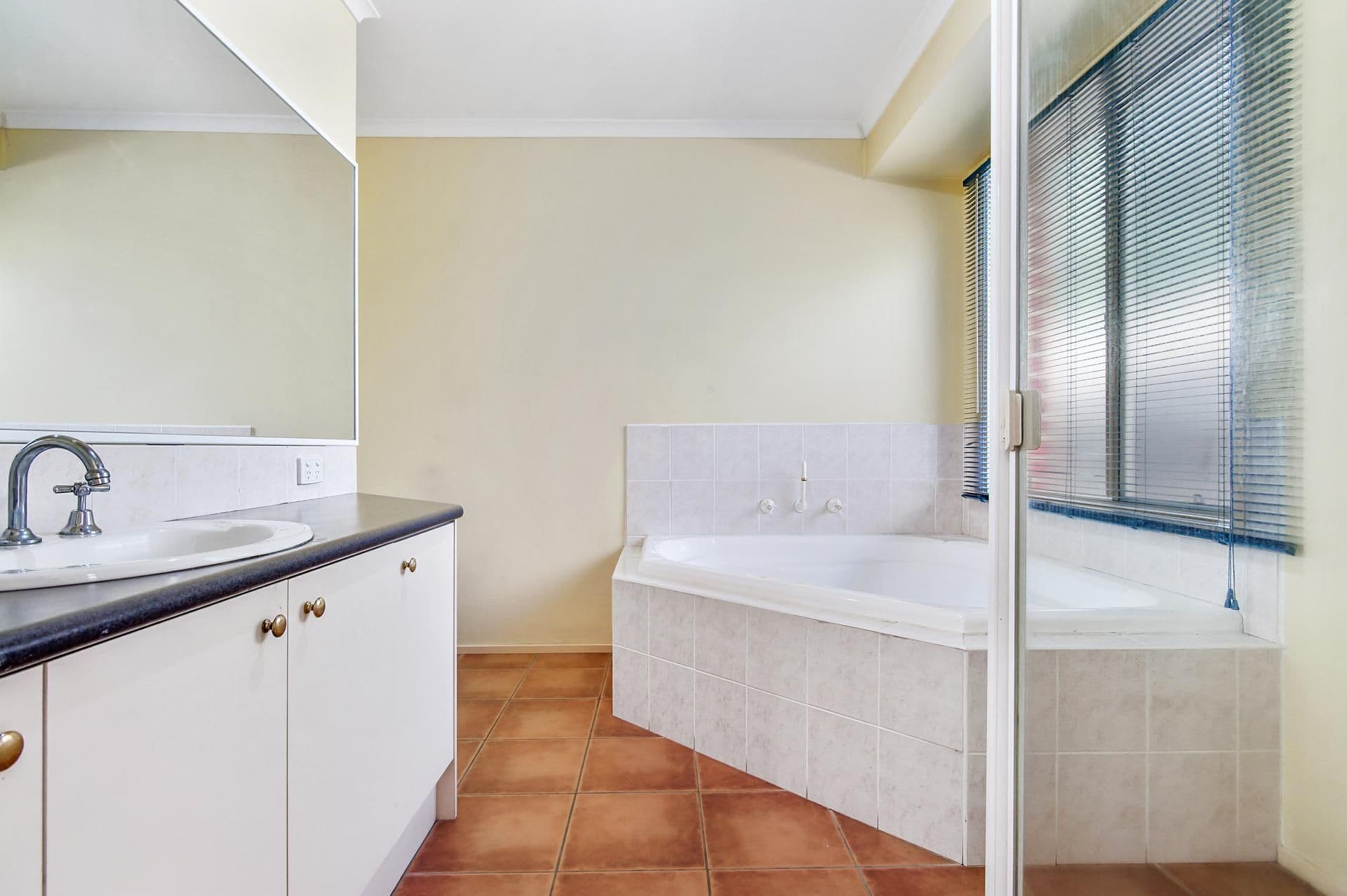 2 Grierson Drive, Kilsyth VIC 3137, Kilsyth - Thumbnail 7