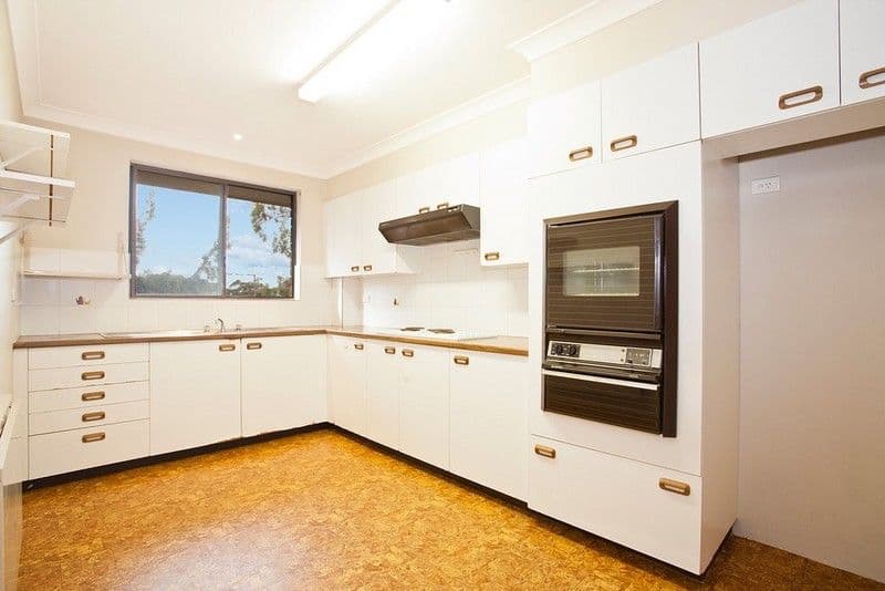 92-96 Glencoe Street, SUTHERLAND NSW 2232, Sutherland - Thumbnail 2