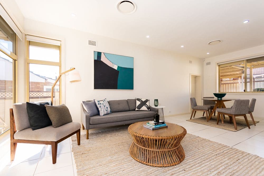 3 Ross Avenue, Kingsgrove - Thumbnail 2