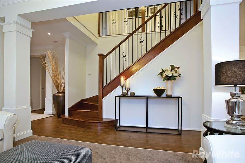 38 Baily Street, Mount Waverley VIC 3149, Mount Waverley - Thumbnail 3