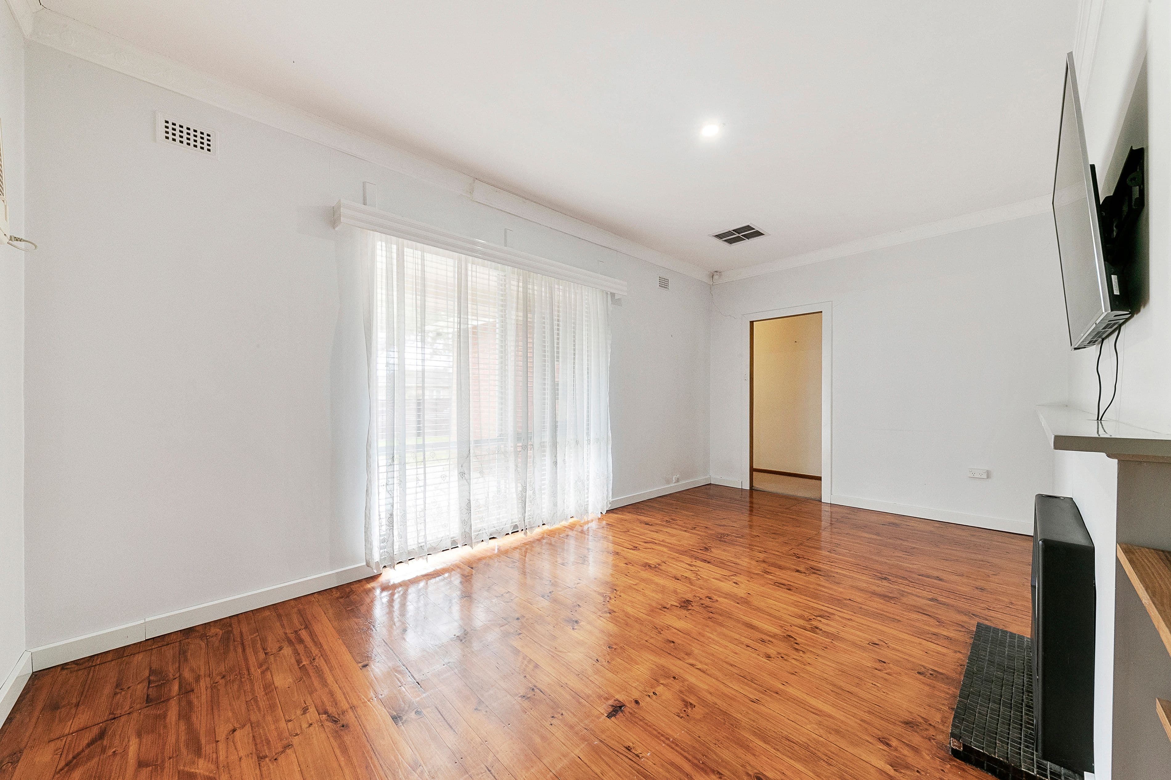 9 Selkirk Avenue, Clearview SA 5085, Clearview - Thumbnail 5