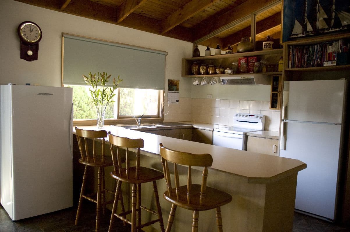 21 Epsom Road, CHILTERN VIC 3683, Chiltern - Thumbnail 2