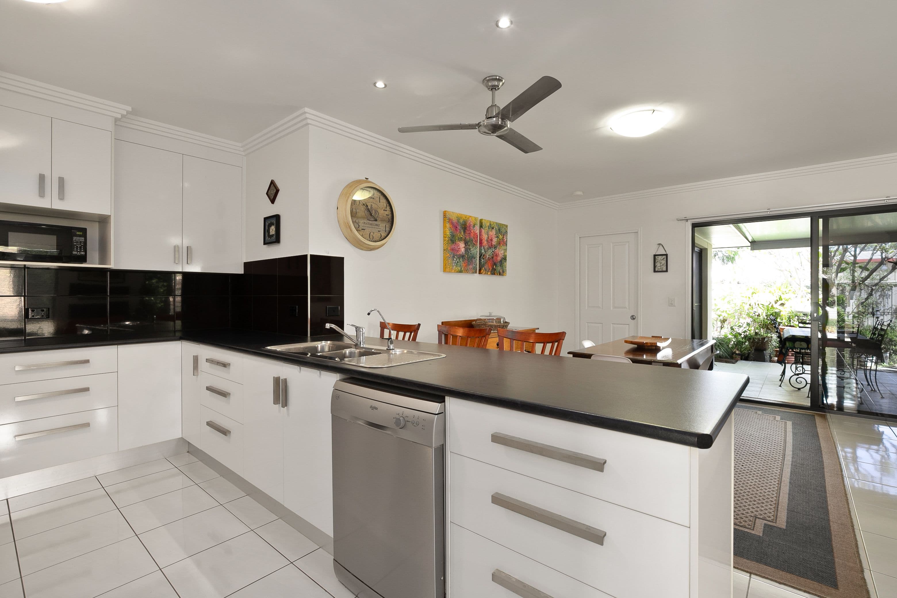28 Moriarty Street, Emerald QLD 4720, Emerald - Thumbnail 6