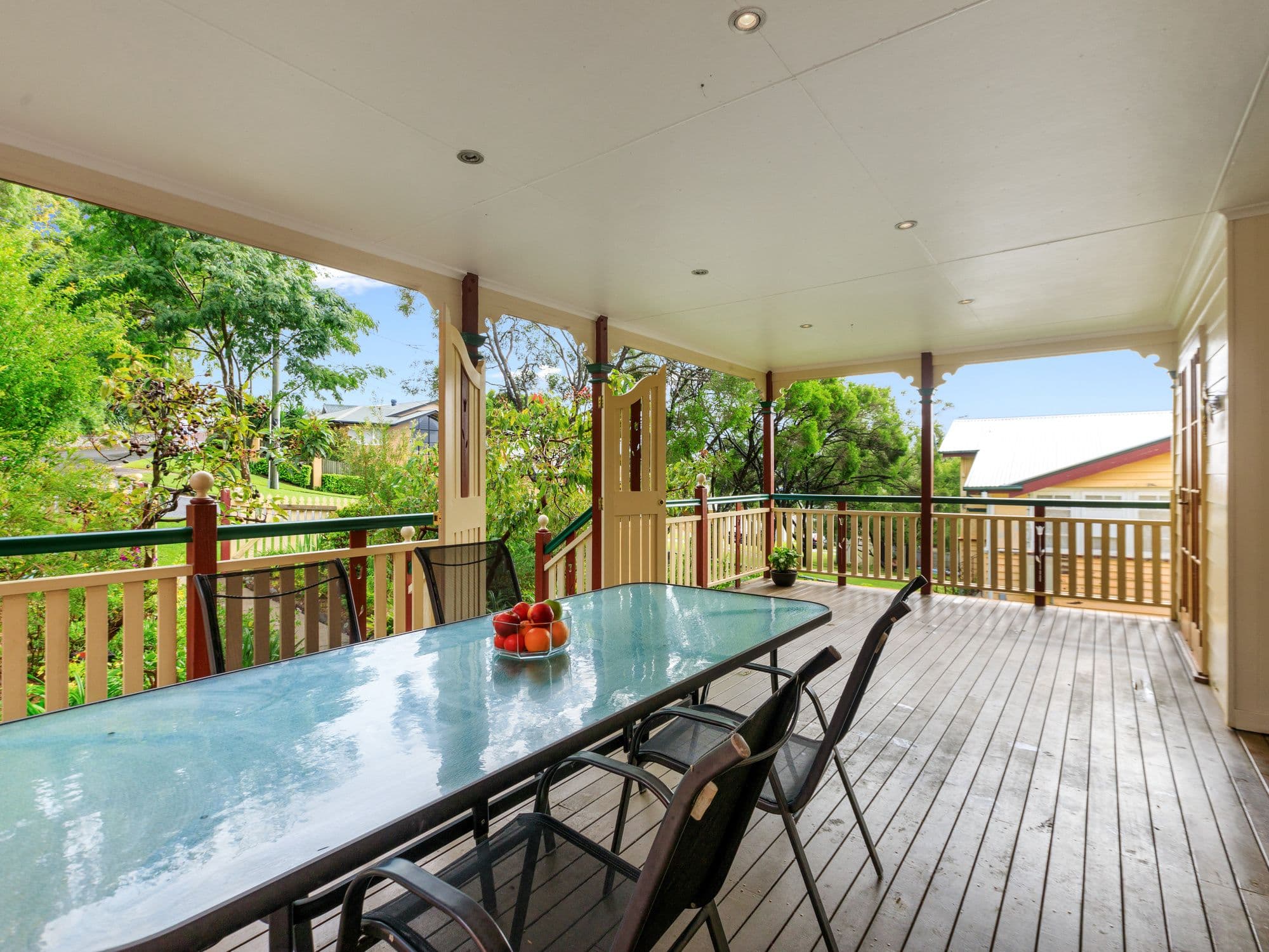 32 Hockings Street, Holland Park West QLD 4121, Holland Park West - Thumbnail 2