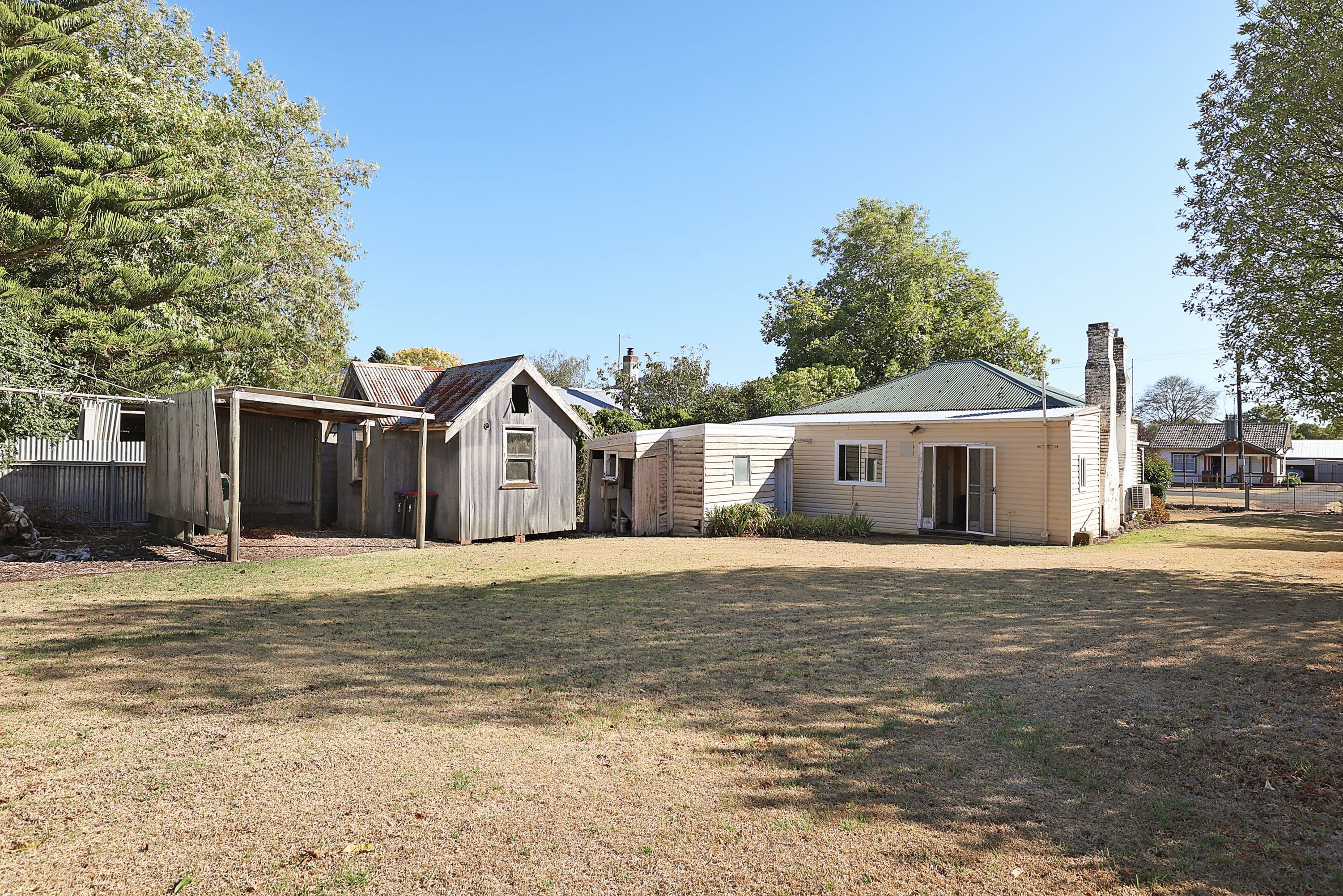 25 Lawrence Street, Camperdown VIC 3260, Camperdown - Thumbnail 2