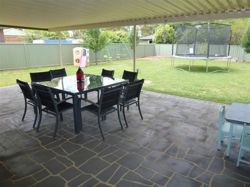 45 Doncaster Avenue, DUBBO NSW 2830, Dubbo - Thumbnail 3
