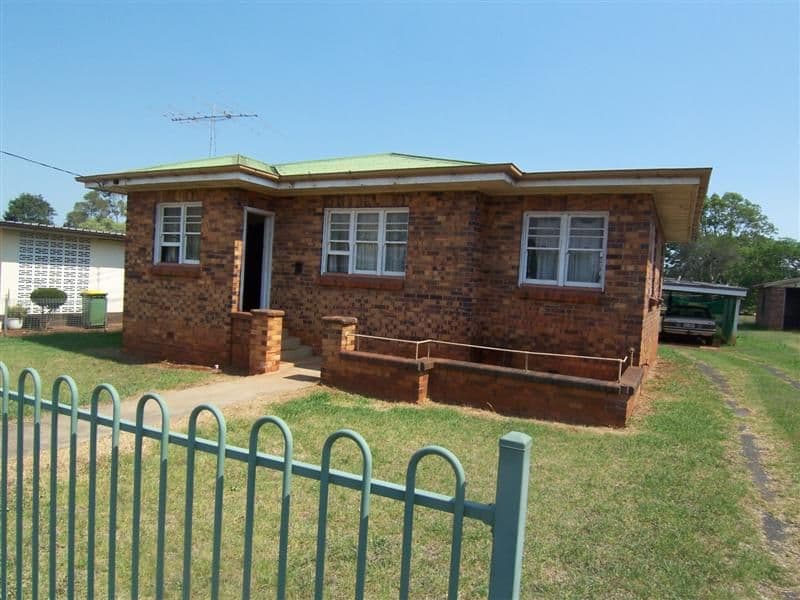 12 Cathro Street, ROCKVILLE QLD 4350, Rockville - Image 1