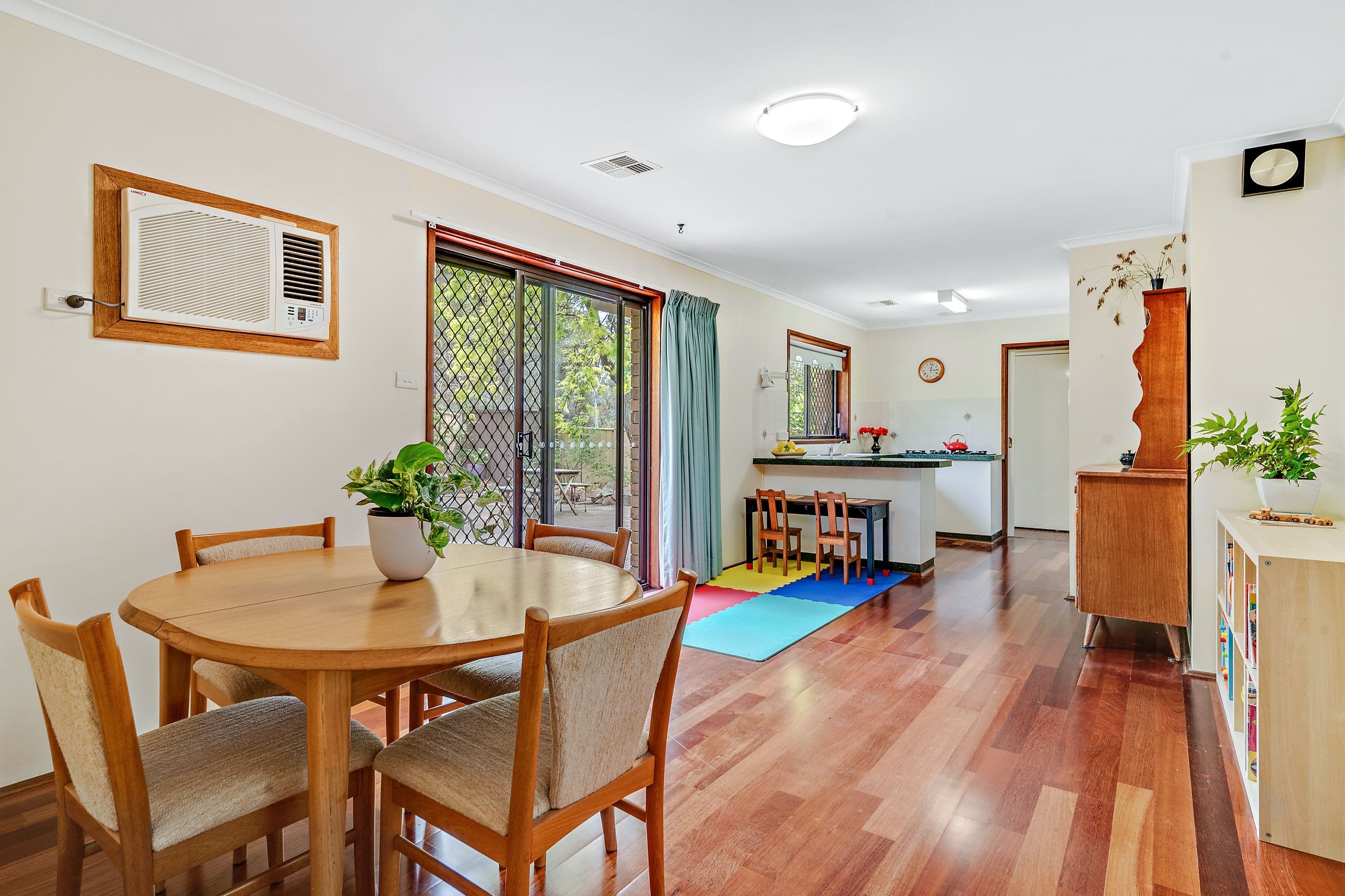 10 Dugdale Street, Cook ACT 2614, Cook - Thumbnail 8
