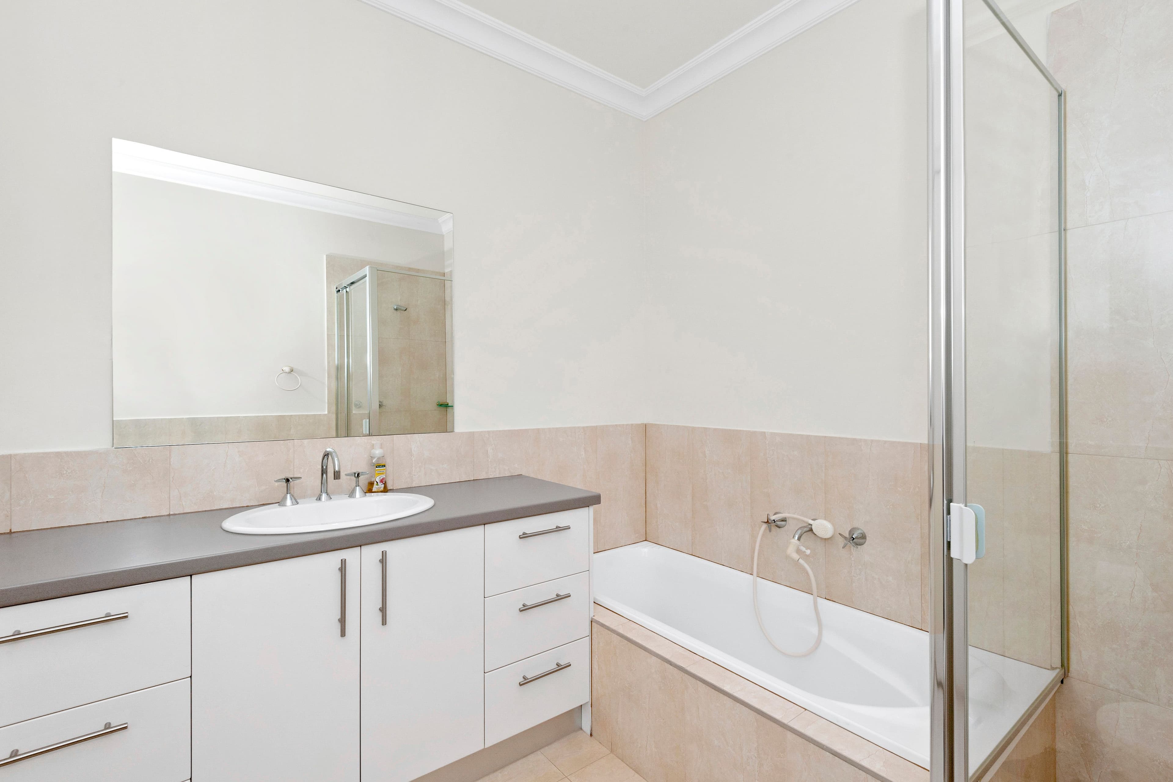 2 Manoon Road, Clayton South VIC 3169, Clayton South - Thumbnail 7