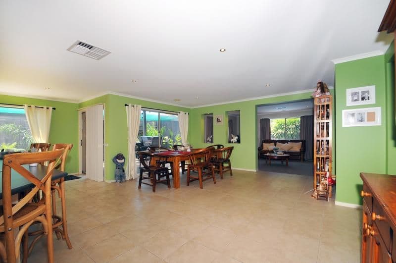 13 Emerald Rise, SKYE VIC 3977, Skye - Thumbnail 2