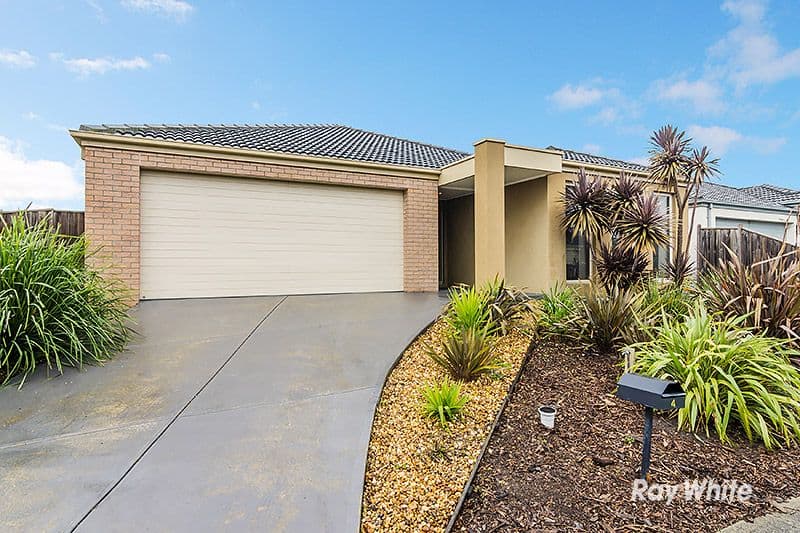 4 Westmoreland Avenue, Cranbourne North VIC 3977, Cranbourne North - Image 1