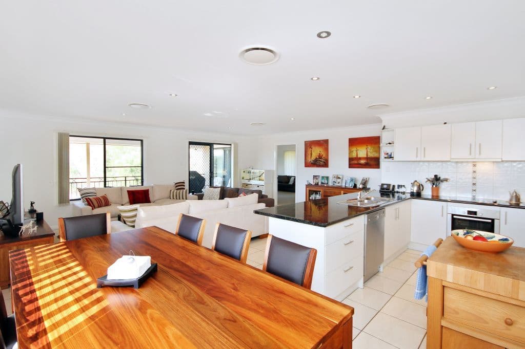 24 Kerala Court, MUDGEERABA QLD 4213, Mudgeeraba - Thumbnail 5
