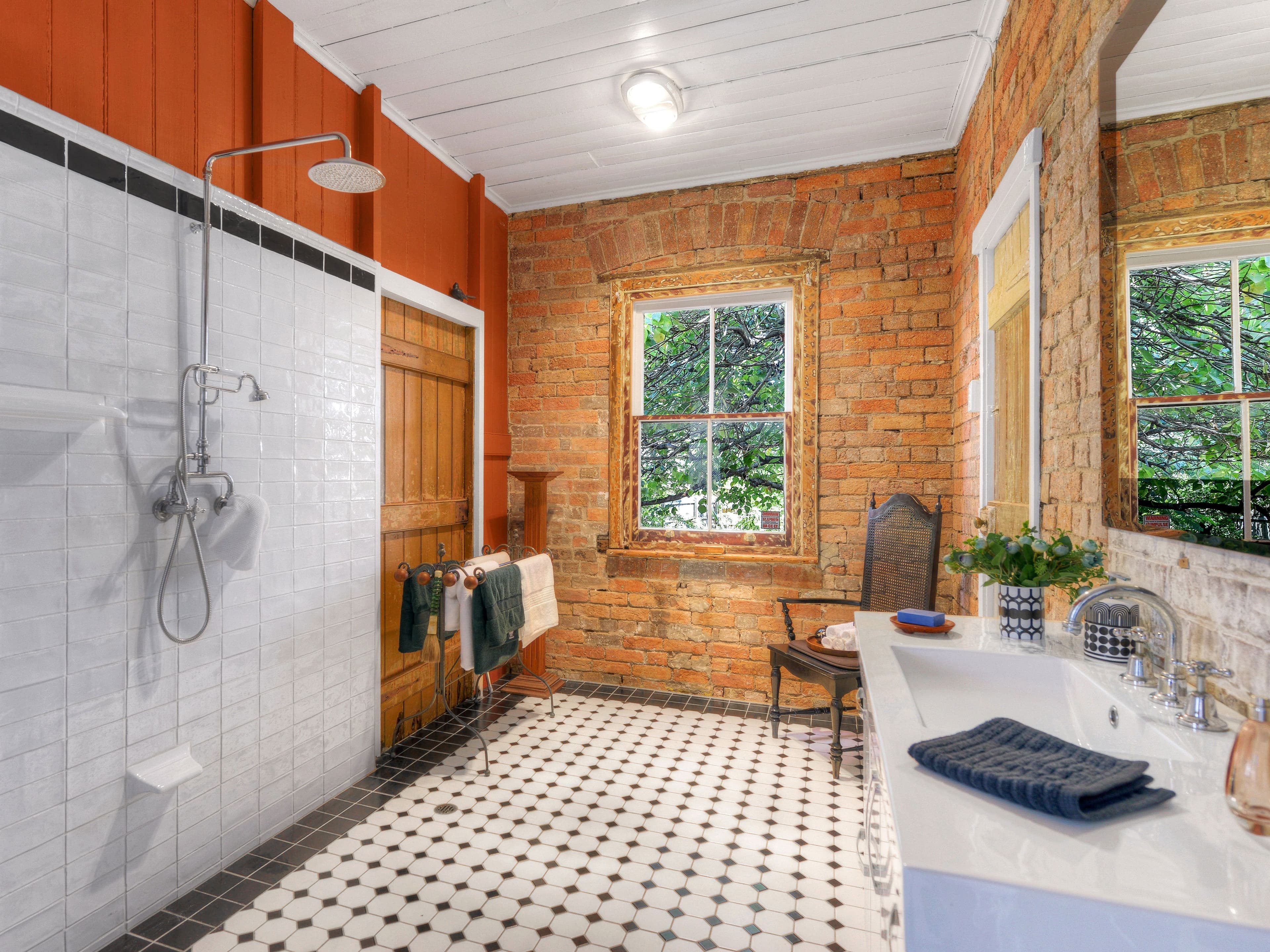 11 Bryden, Windsor QLD 4030, Windsor - Thumbnail 4