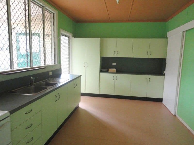 40 Gibson Street, ATHERTON QLD 4883, Atherton - Thumbnail 3
