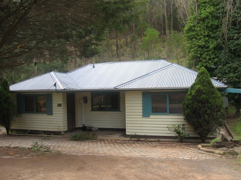 15 Long Gully Road, FLOWERDALE VIC 3717, Flowerdale - Image 1