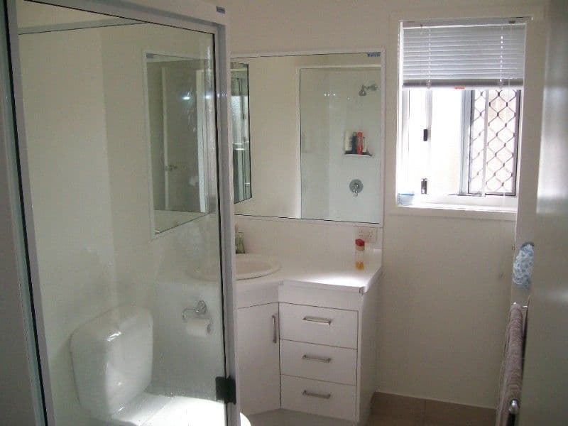 40 Paradise Avenue, THABEBAN QLD 4670, Thabeban - Thumbnail 4