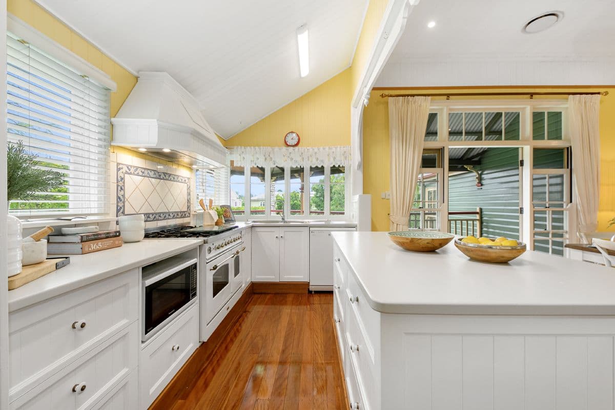 71 Donaldson Street, Corinda QLD 4075, Corinda - Thumbnail 4