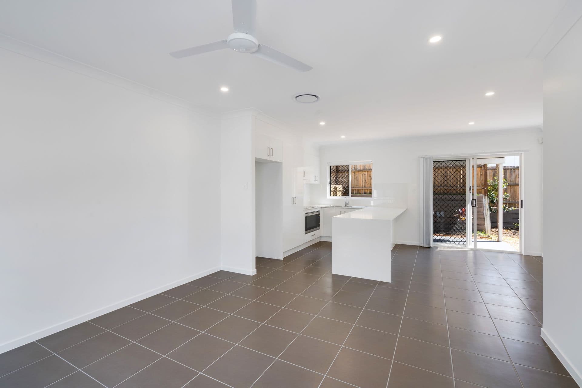 163-167 Douglas Street, Oxley QLD 4075, Oxley - Thumbnail 3