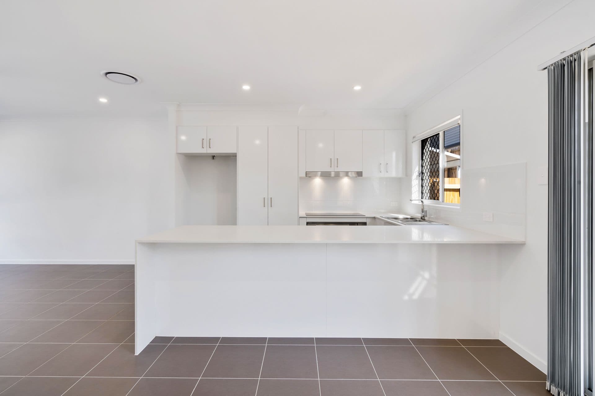 163-167 Douglas Street, Oxley QLD 4075, Oxley - Thumbnail 4