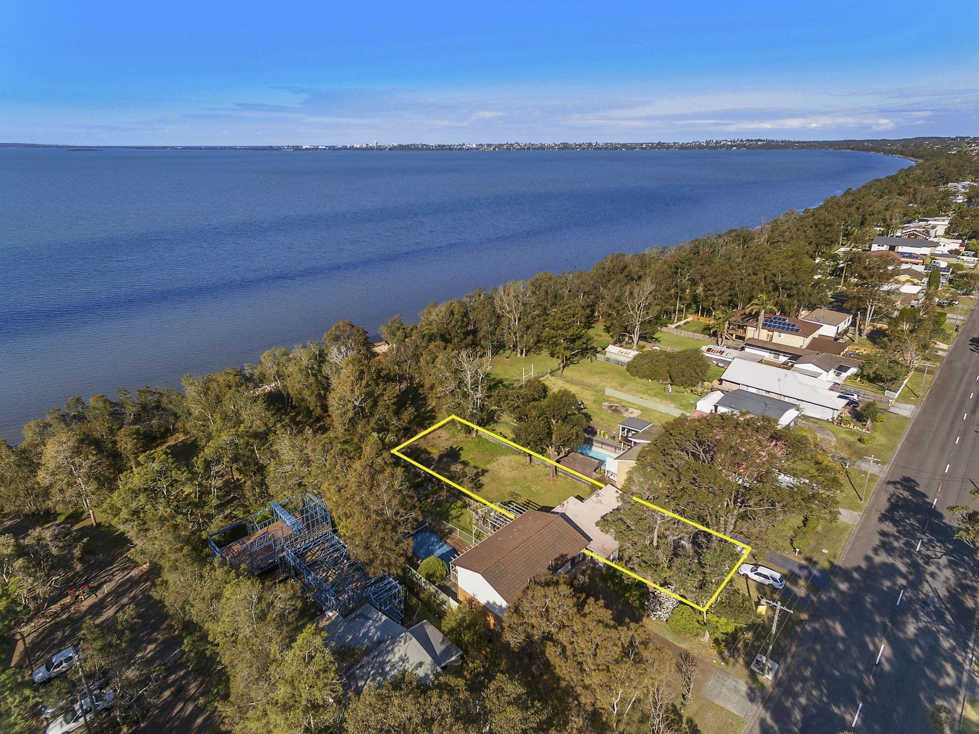 113 Lakedge Avenue, Berkeley Vale - Image 1