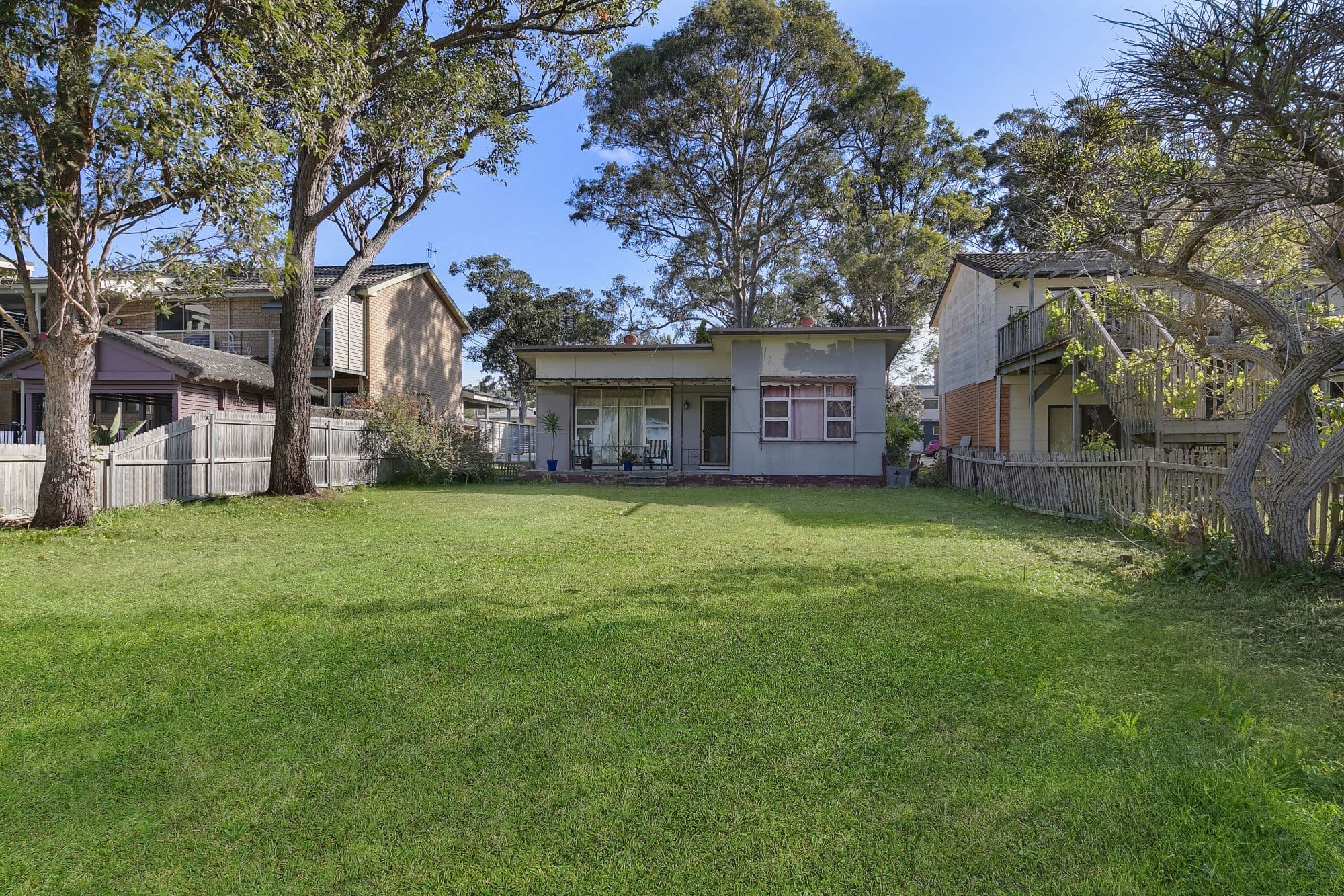 113 Lakedge Avenue, Berkeley Vale - Thumbnail 3