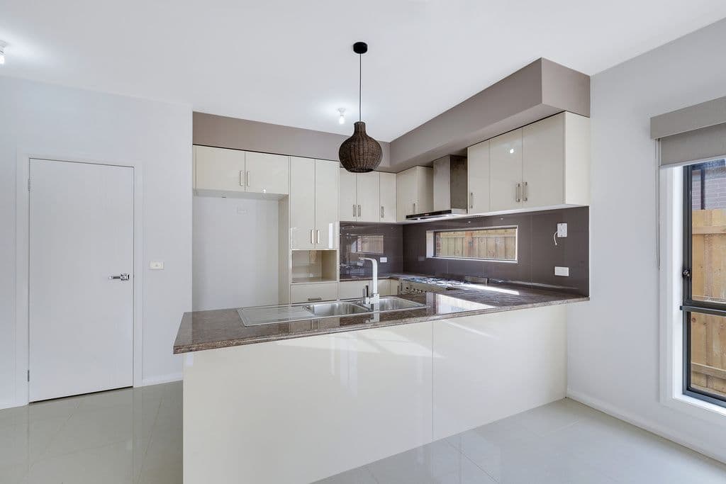 35 Hidcote Terrace, Epping VIC 3076, Epping - Thumbnail 2